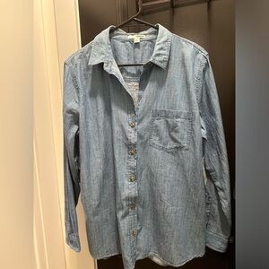 Women’s button down